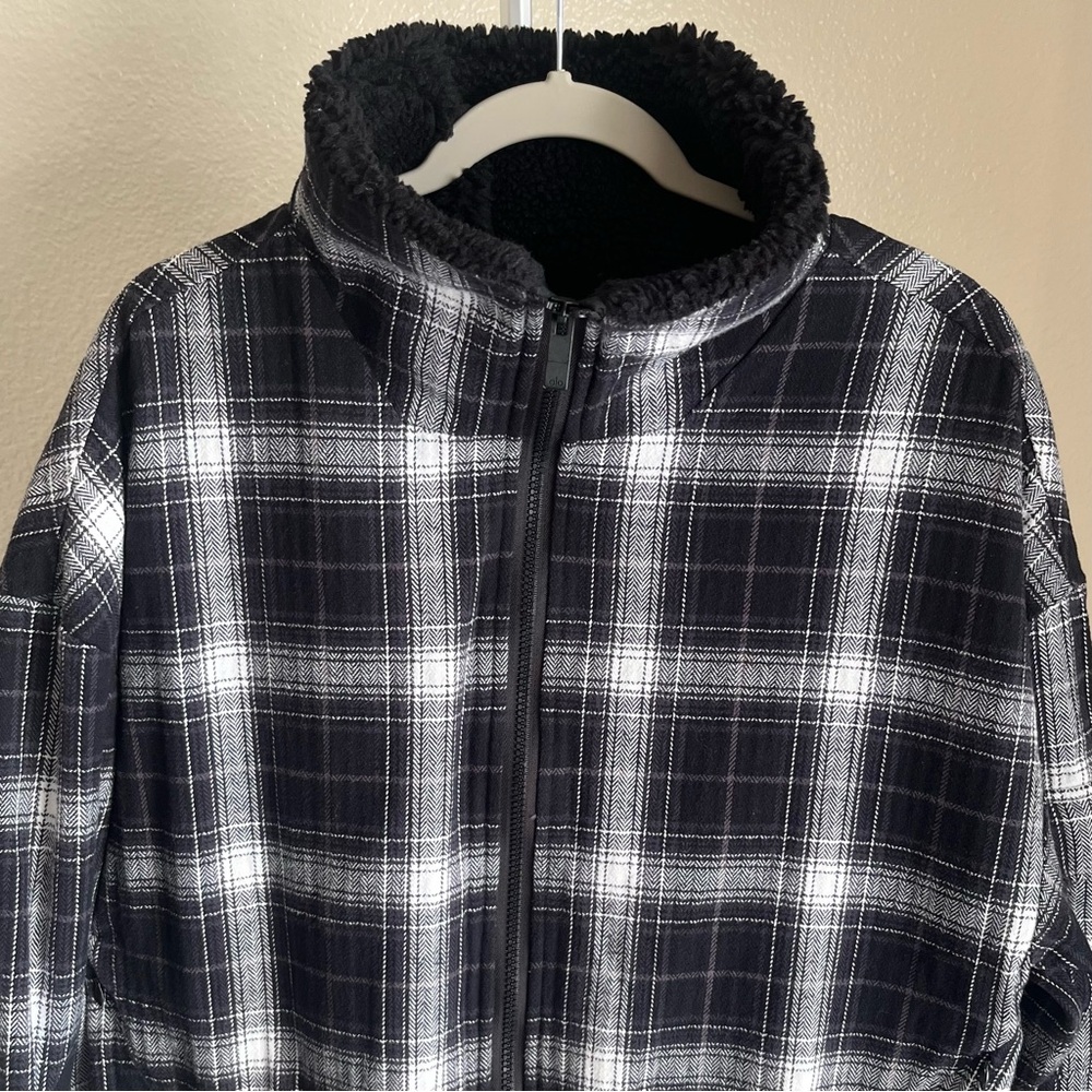 ALO YOGA Heritage Plaid Bomber Jacket In Black/ White Size S - Picture 2 of 12